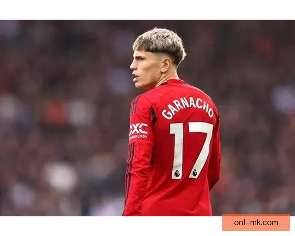 曼联新星加纳乔训练中展现惊人过人能力引关注